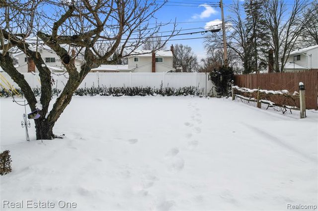 38133 Jamison Street, Livonia, MI 48154