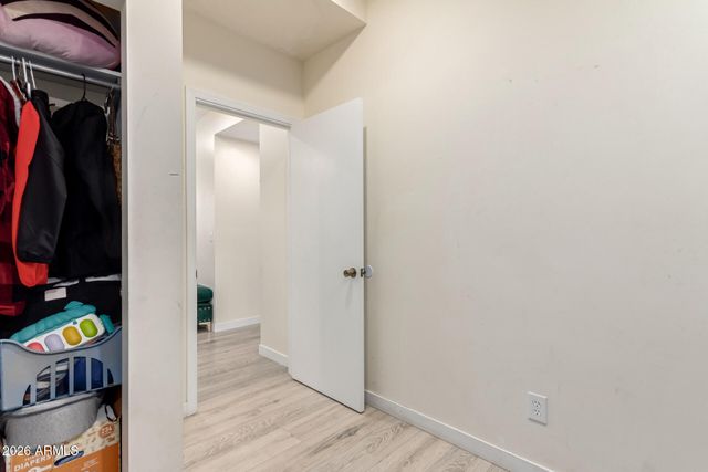 6420 W VAN BUREN Street B4, Phoenix, AZ 85043