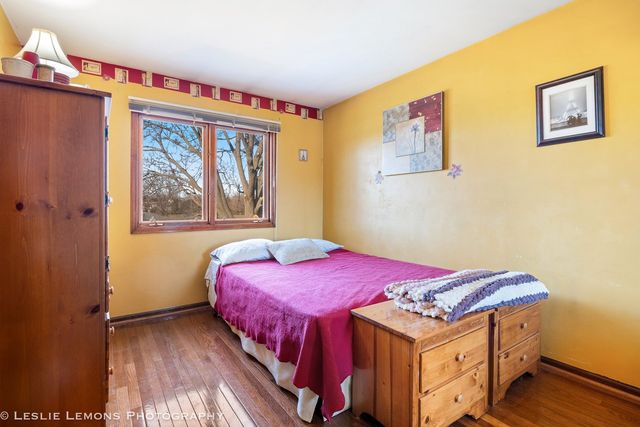 409 N Ashbury Avenue, Bolingbrook, IL 60440