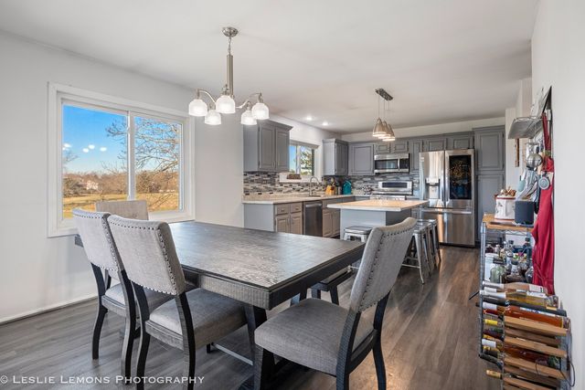 409 N Ashbury Avenue, Bolingbrook, IL 60440