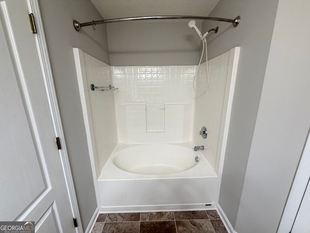 2015 Village Run Drive, Mcdonough, GA 30252