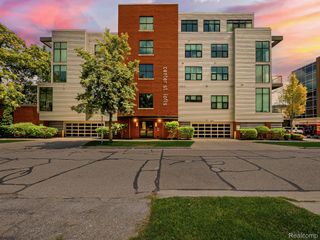 100 N Center Street 401, Royal Oak, MI 48067