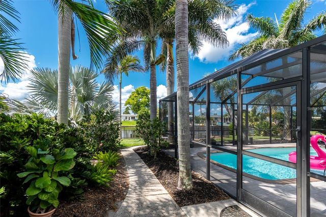 330 WEBER TERRACE, Port Charlotte, FL 33952