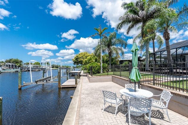 330 WEBER TERRACE, Port Charlotte, FL 33952