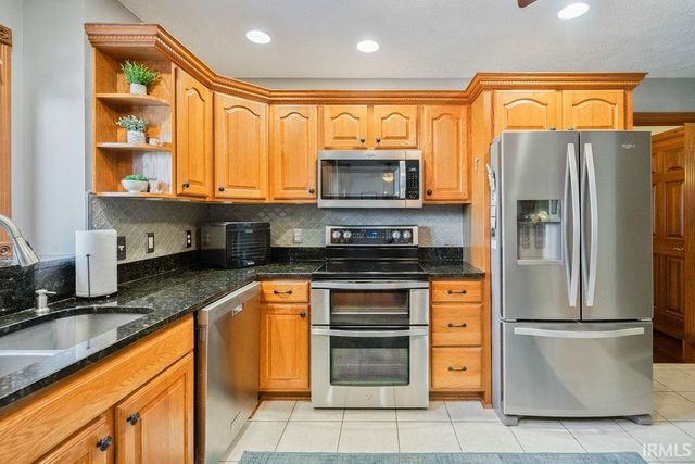 2244 LYNN Drive, Kokomo, IN 46902