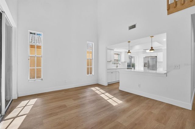 9314 FAIRWAY LAKES COURT, Tampa, FL 33647