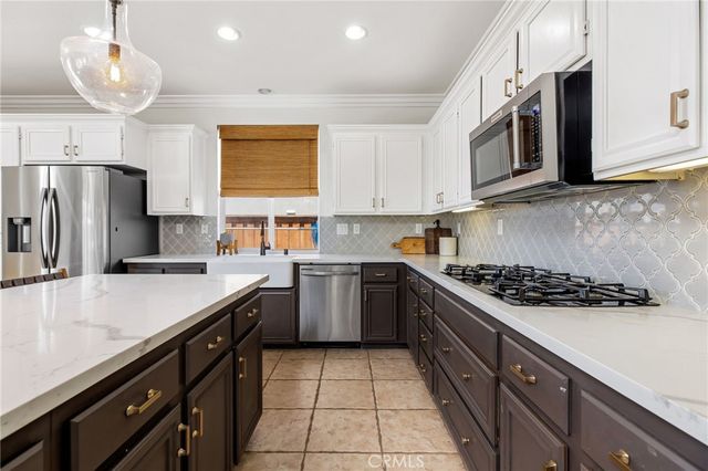 32304 Daisy, Winchester, CA 92596