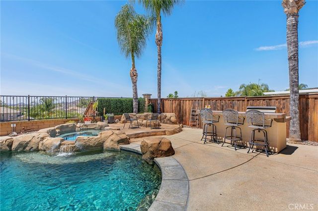 32304 Daisy, Winchester, CA 92596