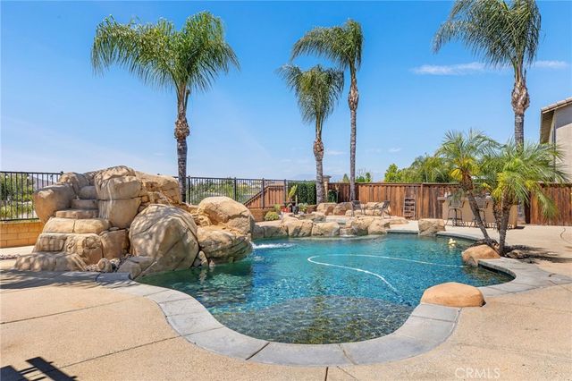 32304 Daisy, Winchester, CA 92596