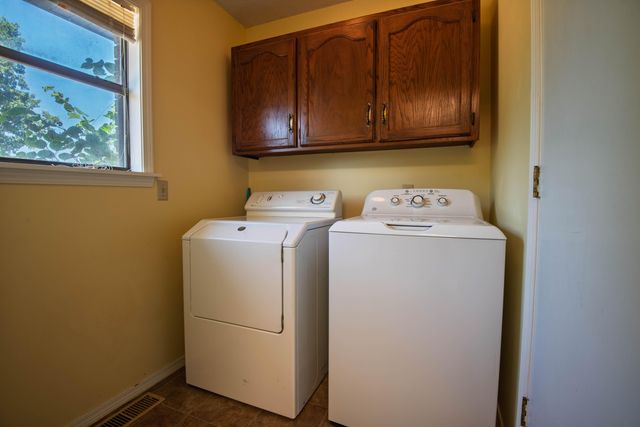 301 S Walnut Street, Walnut Grove, MO 65770