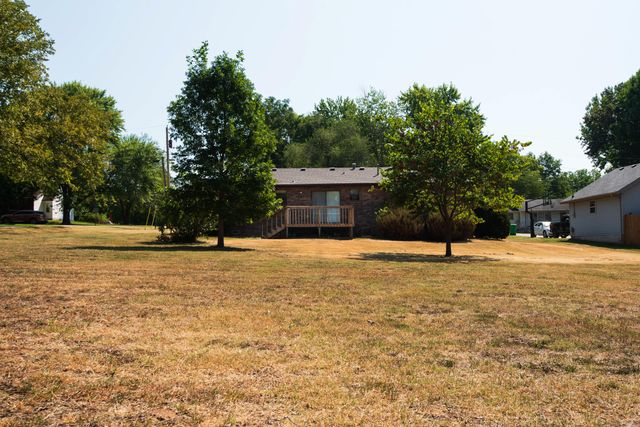 301 S Walnut Street, Walnut Grove, MO 65770