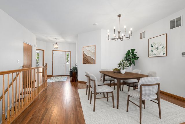 715 S Wellston Lane, Romeoville, IL 60446