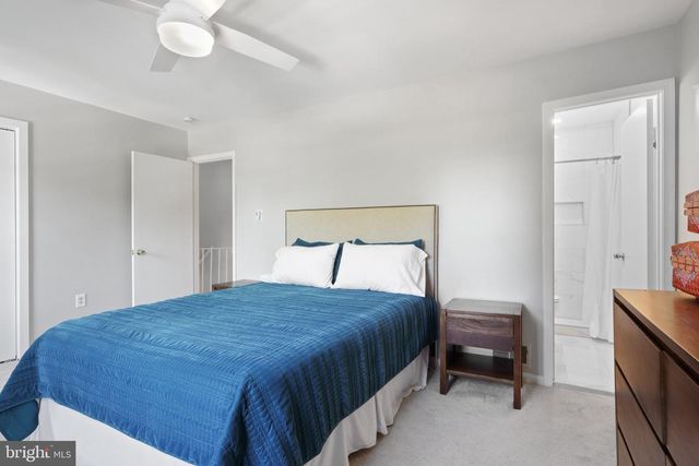 2802 HYSON LN, Falls Church, VA 22043