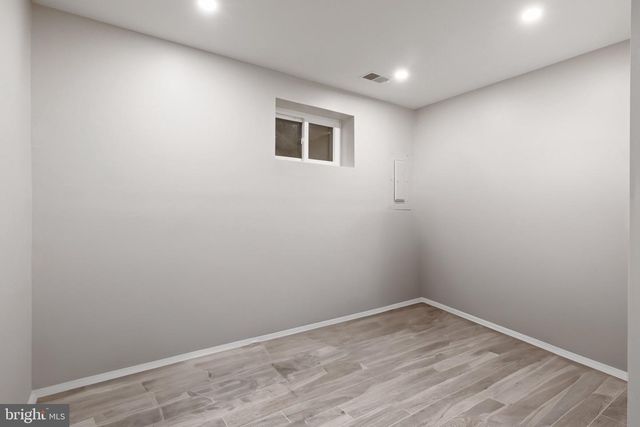 2802 HYSON LN, Falls Church, VA 22043