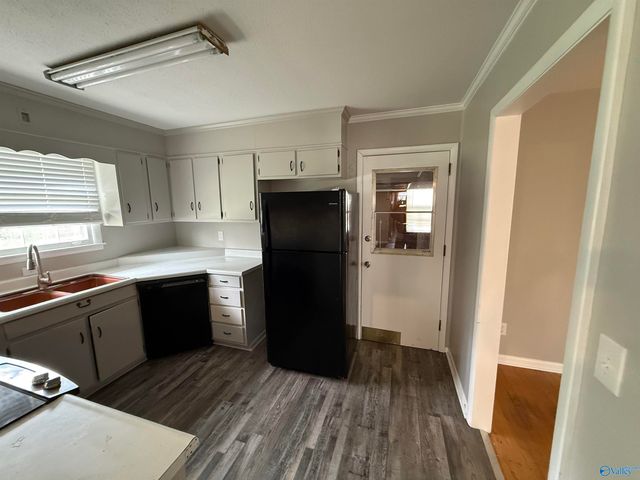 3205 Lewisburg Drive, Huntsville, AL 35810