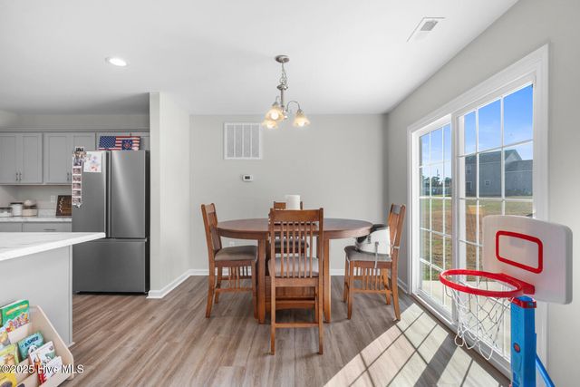 405 Reno Place, Jacksonville, NC 28540