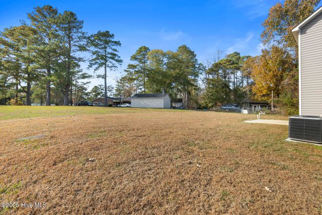 405 Reno Place, Jacksonville, NC 28540