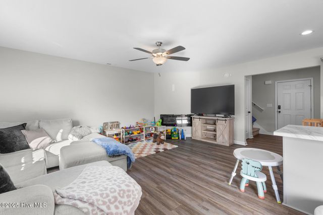 405 Reno Place, Jacksonville, NC 28540