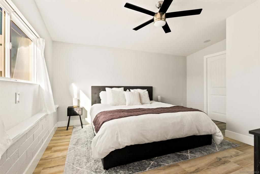 Image 14 of property listing at 1412 Frankfort St, San Diego, CA 92110