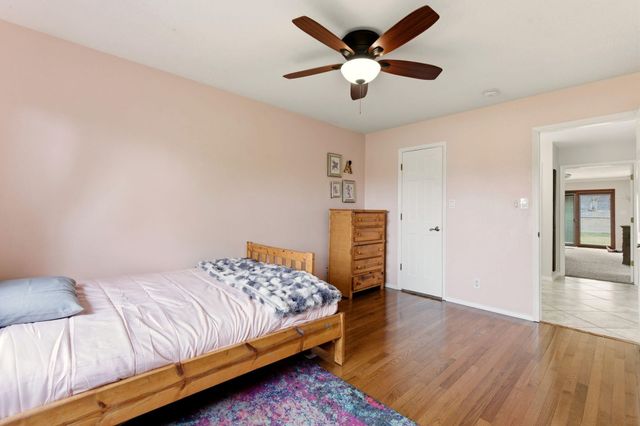 5700 Royal Oak Drive NE, Albuquerque, NM 87111