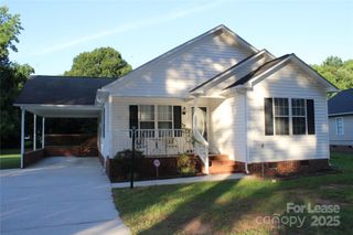 2927 Sheets Circle, Charlotte, NC 28214