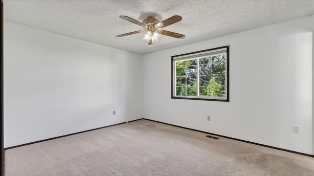 608 W Regina Ave, Spokane, WA 99218