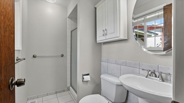 608 W Regina Ave, Spokane, WA 99218