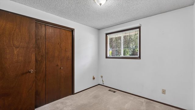 608 W Regina Ave, Spokane, WA 99218
