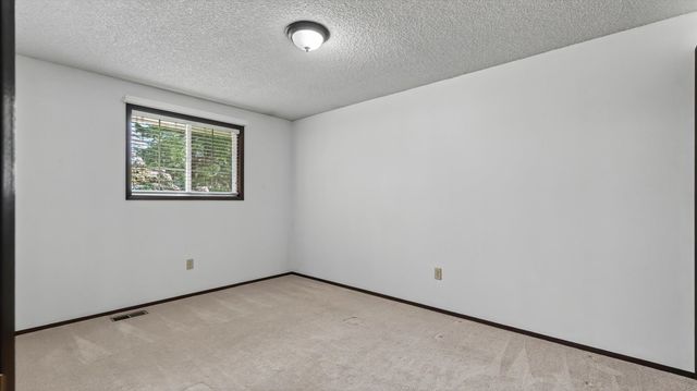 608 W Regina Ave, Spokane, WA 99218