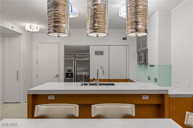 3722 Las Vegas Boulevard 3207, Las Vegas, NV 89158