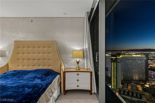 3722 Las Vegas Boulevard 3207, Las Vegas, NV 89158