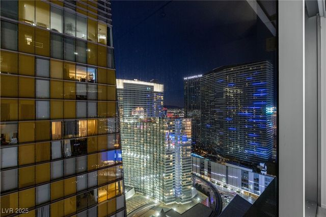 3722 Las Vegas Boulevard 3207, Las Vegas, NV 89158