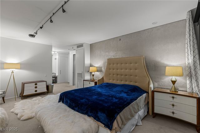 3722 Las Vegas Boulevard 3207, Las Vegas, NV 89158