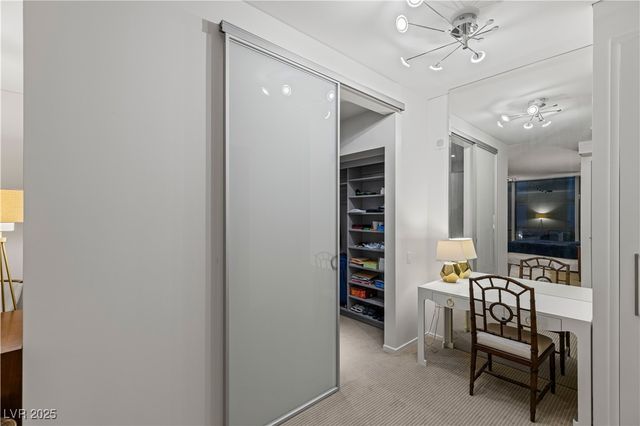 3722 Las Vegas Boulevard 3207, Las Vegas, NV 89158