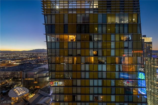 3722 Las Vegas Boulevard 3207, Las Vegas, NV 89158