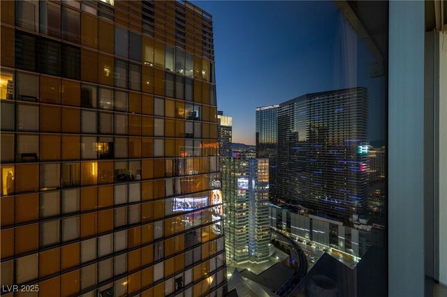 3722 Las Vegas Boulevard 3207, Las Vegas, NV 89158