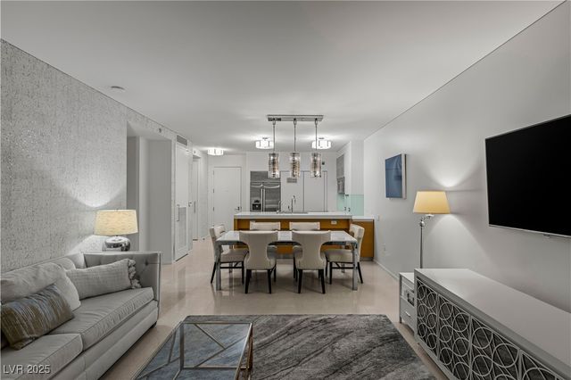 3722 Las Vegas Boulevard 3207, Las Vegas, NV 89158