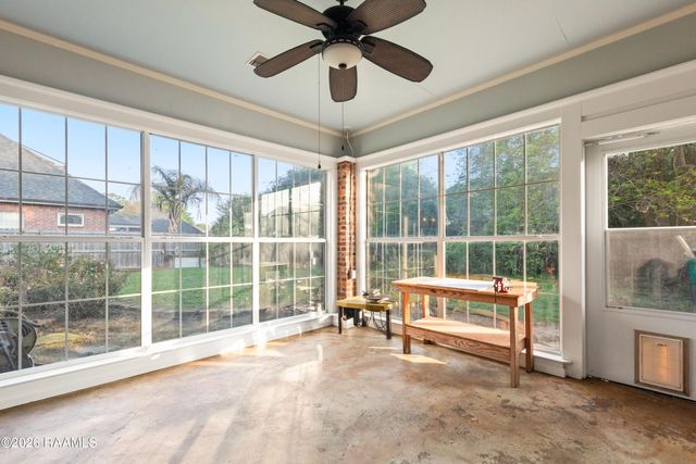 114 Westfield Drive, Lafayette, LA 70503