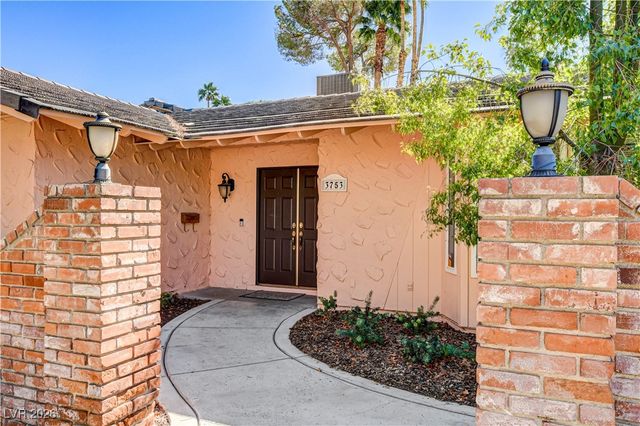 3753 Meadowcrest Drive, Las Vegas, NV 89121