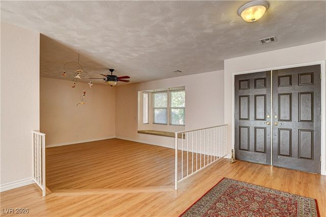 3753 Meadowcrest Drive, Las Vegas, NV 89121