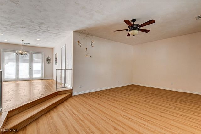 3753 Meadowcrest Drive, Las Vegas, NV 89121