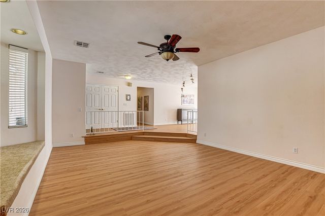 3753 Meadowcrest Drive, Las Vegas, NV 89121