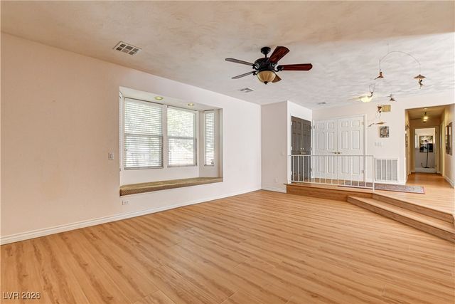 3753 Meadowcrest Drive, Las Vegas, NV 89121