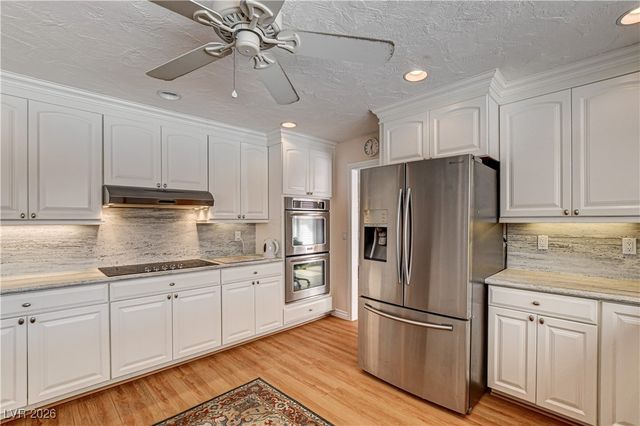 3753 Meadowcrest Drive, Las Vegas, NV 89121