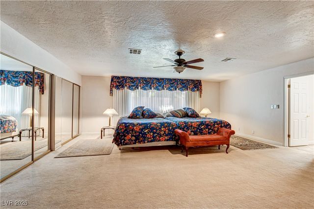 3753 Meadowcrest Drive, Las Vegas, NV 89121