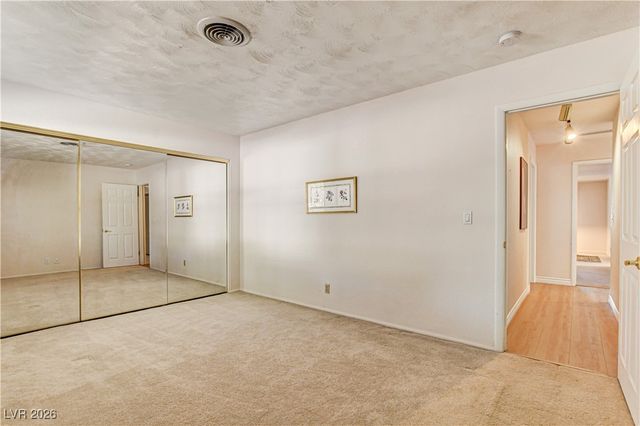 3753 Meadowcrest Drive, Las Vegas, NV 89121