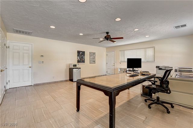 3753 Meadowcrest Drive, Las Vegas, NV 89121