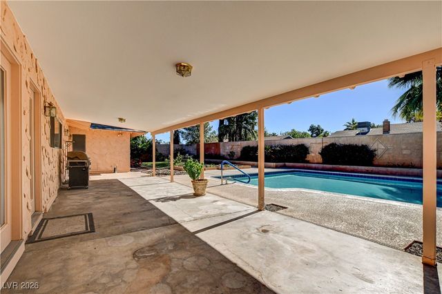 3753 Meadowcrest Drive, Las Vegas, NV 89121