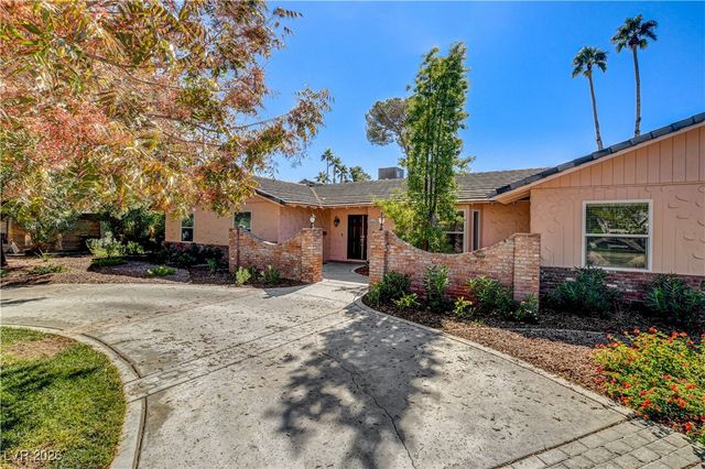 3753 Meadowcrest Drive, Las Vegas, NV 89121