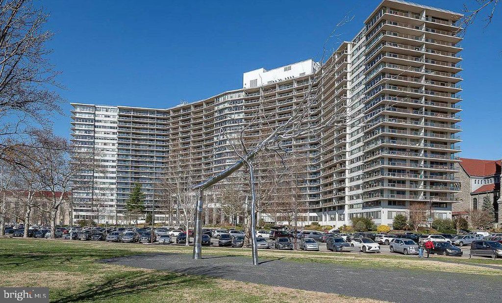 2401 PENNSYLVANIA AVE #8B27, PHILADELPHIA, PA 19130 — photo 3